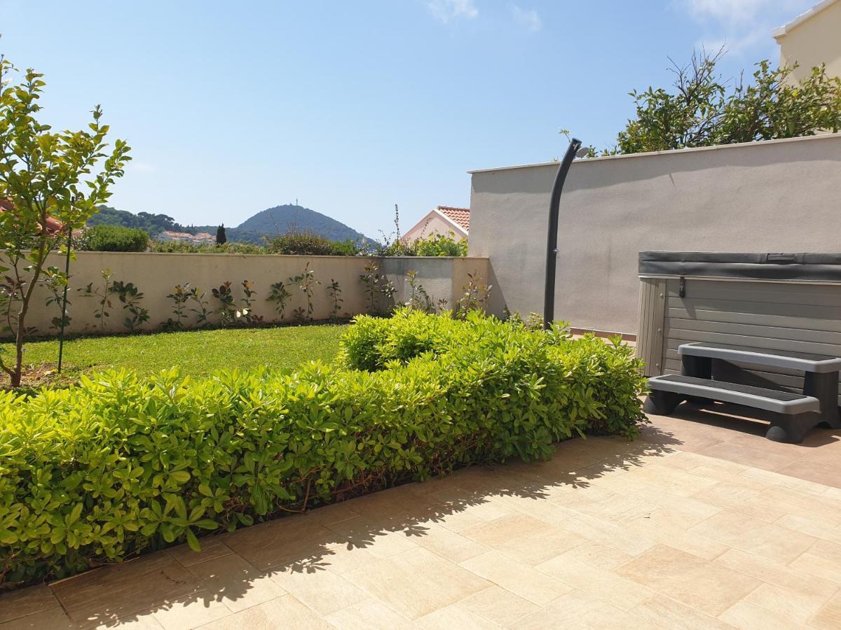 Apartament Abelia, Two Terraces, Hot Tub, Free Parking Dubrownik Zewnętrze zdjęcie